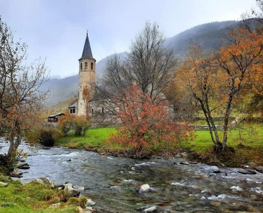 Mcastet, Casita Aranesa En El Valle De Aran Bossost Dış mekan fotoğraf