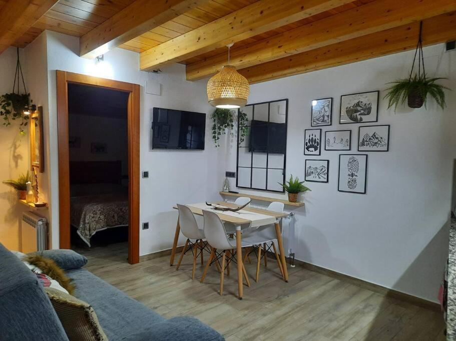 Mcastet, Casita Aranesa En El Valle De Aran Bossost Dış mekan fotoğraf
