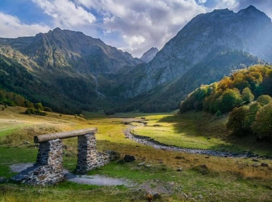 Mcastet, Casita Aranesa En El Valle De Aran Bossost Dış mekan fotoğraf